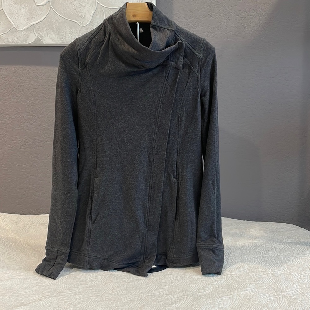Lululemon sweater